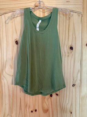 lululemon athletica Moss Green Swing Tank